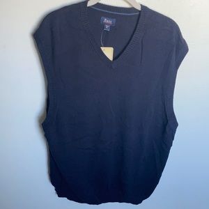 New with 🏷 Bass navy blue sweater vest size XL